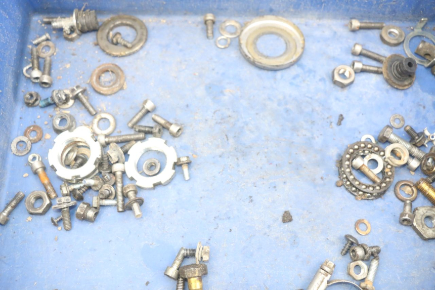 photo de TORBA ZESTAW ŚRUB I WKRĘTÓW YAMAHA BW'S EASY 50 (2013 - 2016) - Szczegół części