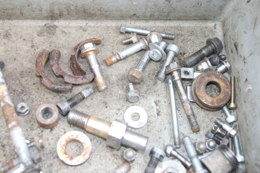 photo de WOREK ŚRUB I WKRĘTÓW HONDA CA REBEL 125 (1995 - 2001) - Inny kąt widzenia