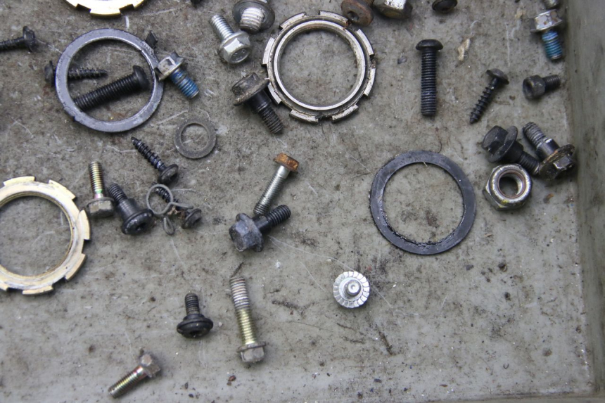 photo de WOREK ŚRUB I WKRĘTÓW PEUGEOT CITYSTAR 50 (2013 - 2017) - Zoom stanu zużycia