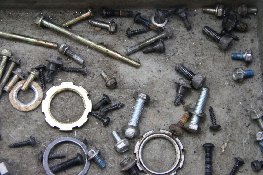 photo de WOREK ŚRUB I WKRĘTÓW PEUGEOT CITYSTAR 50 (2013 - 2017) - Inny kąt widzenia