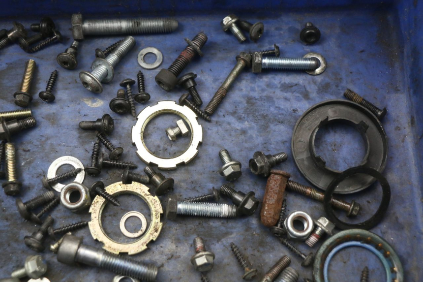 photo de WOREK ŚRUB I WKRĘTÓW PEUGEOT CITYSTAR 50 (2013 - 2017) - Zoom stanu zużycia