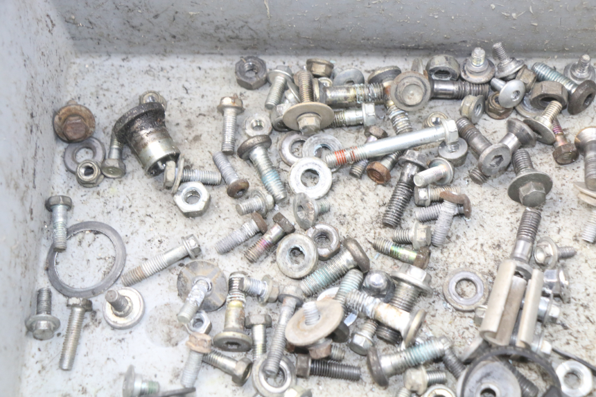 photo de WOREK ŚRUB I WKRĘTÓW HONDA CRF CR-F 450 (2005 - 2008) - Szczegół części