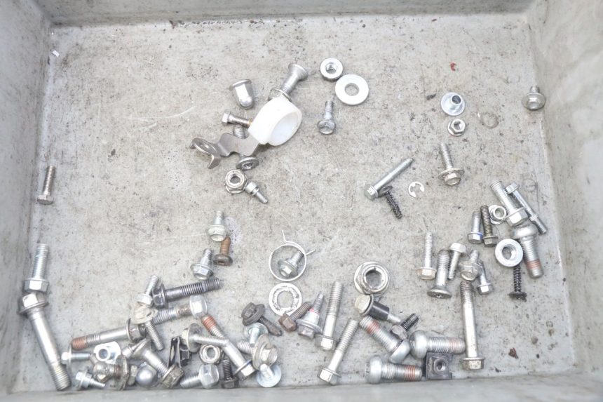 photo de WOREK Z ŚRUBAMI I ELEMENTAMI ZŁĄCZNYMI HONDA CRF CR-F 125 (2020 - 2021) - Widok główny