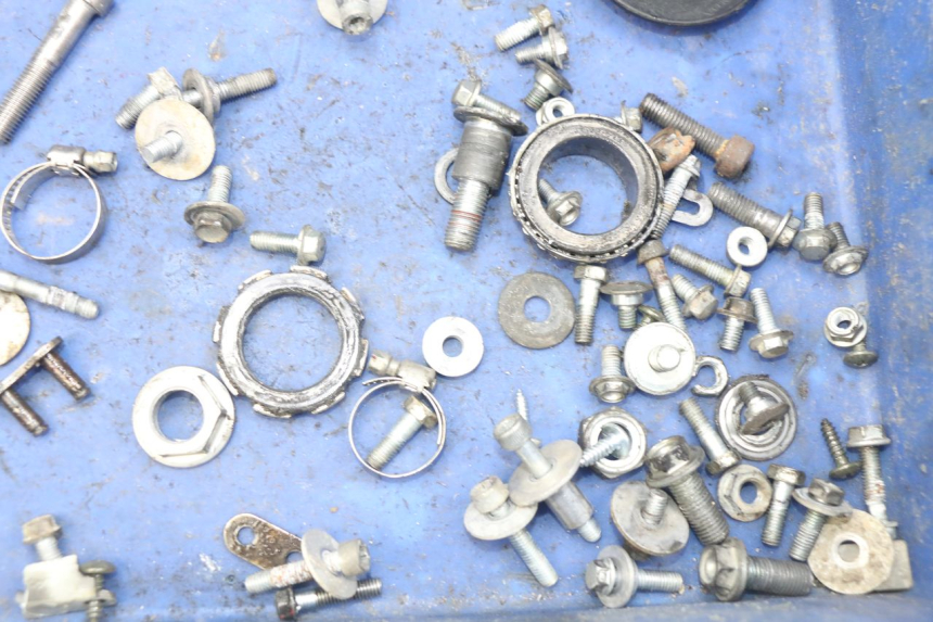 photo de WOREK ŚRUB I WKRĘTÓW HONDA CRF CR-F 450 (2005 - 2008) - Zoom stanu zużycia