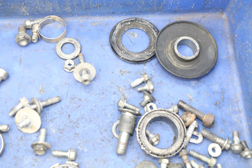 photo de WOREK ŚRUB I WKRĘTÓW HONDA CRF CR-F 450 (2005 - 2008) - Inny kąt widzenia