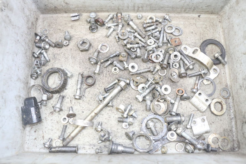 photo de WOREK ŚRUB I WKRĘTÓW HONDA CRF CR-F 450 (2009 - 2012) - Widok główny