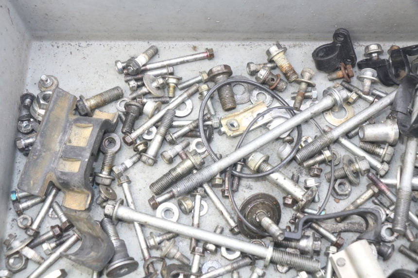 photo de WOREK ŚRUB I ŚRUBEK HONDA CRF 250 (2016 - 2017) - Inny kąt widzenia