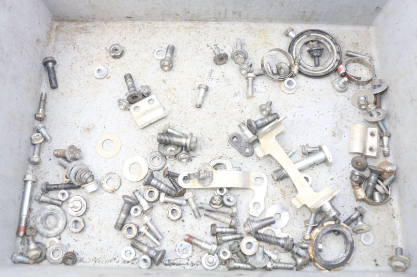 photo de WOREK ŚRUB I WKRĘTÓW HONDA CRF 250 (2013 - 2016) - Szczegół części