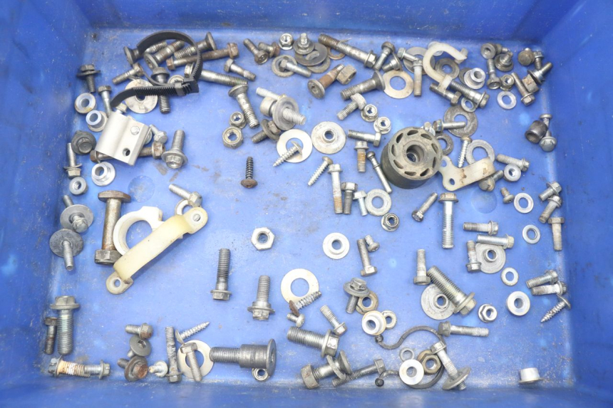 photo de WOREK ŚRUB I WKRĘTÓW HONDA CRF 250 (2010 - 2013) - Widok główny