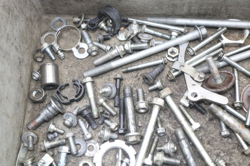 photo de WOREK ŚRUB I WKRĘTÓW HONDA CRF R 250 (2020 - 2021) - Szczegół części