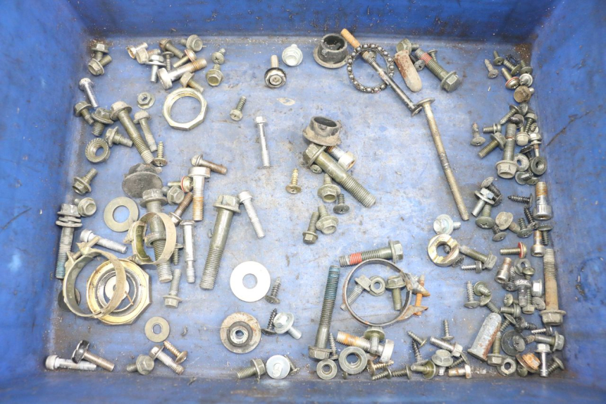 photo de TORBA ZESTAW ŚRUB I WKRĘTÓW SYM CROX 4T 50 (2016 - 2023) - Widok główny