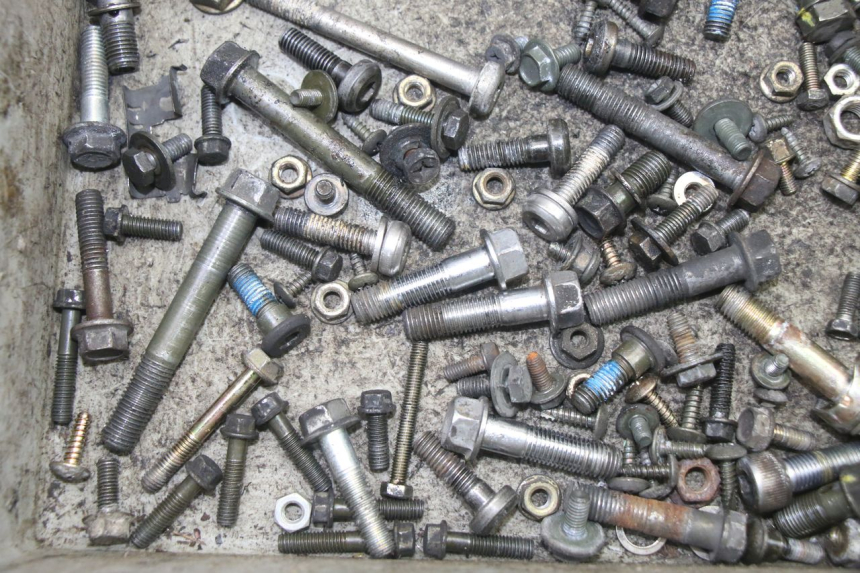 photo de WOREK ŚRUB I WKRĘTÓW KYMCO DINK STREET 125 (2009 - 2014) - Inny kąt widzenia