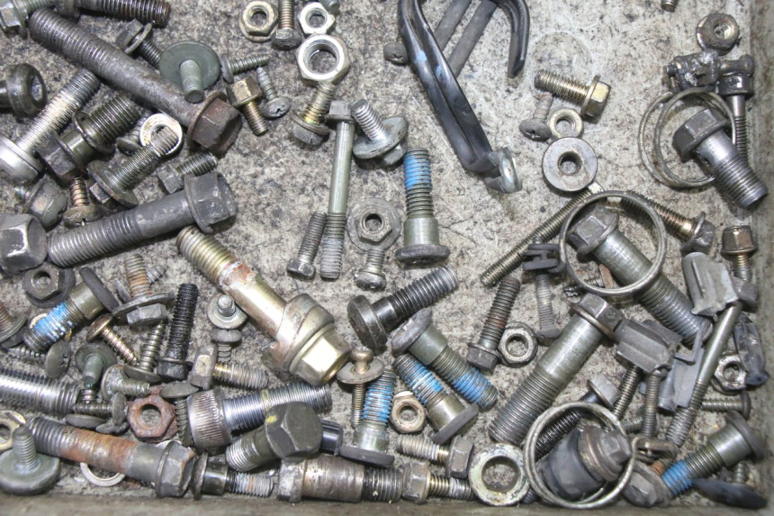 photo de WOREK ŚRUB I WKRĘTÓW KYMCO DINK STREET 125 (2009 - 2014) - Zbliżenie techniczne