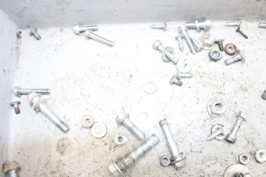 photo de TORBA ZESTAW ŚRUB I WKRĘTÓW CCR DIRT BIKE 125 - Szczegół części