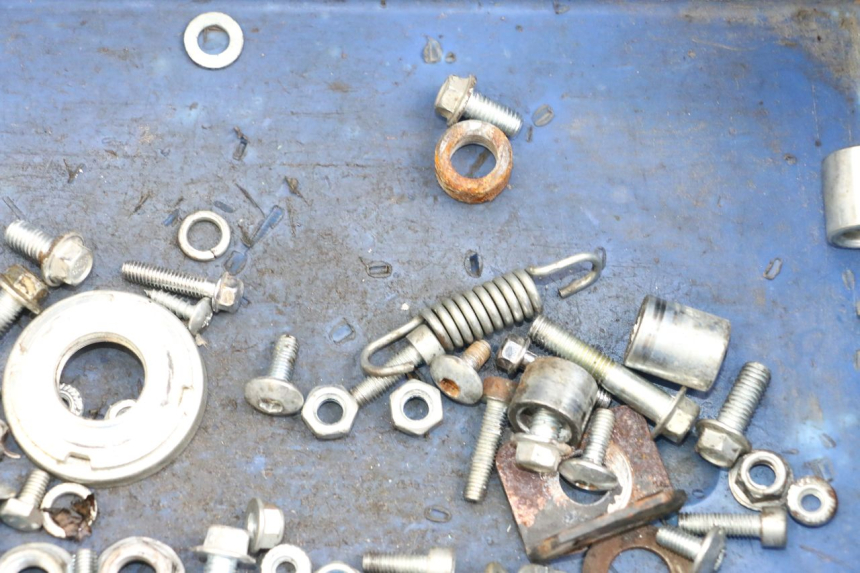 photo de TORBA ZESTAW ŚRUB I WKRĘTÓW CCR DIRT BIKE 125 - Zoom stanu zużycia