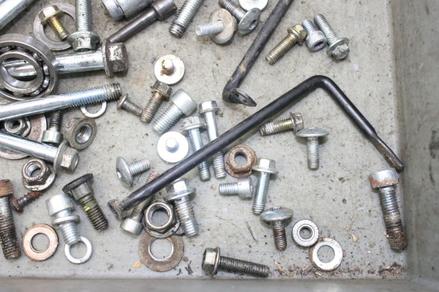 photo de WOREK ŚRUB I WKRĘTÓW XTRM FACTORY DIRTBIKE BSE 150 - Zoom stanu zużycia