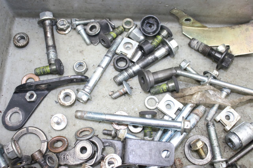 photo de WOREK ŚRUB I WKRĘTÓW XTRM FACTORY DIRTBIKE BSE 150 - Zbliżenie techniczne