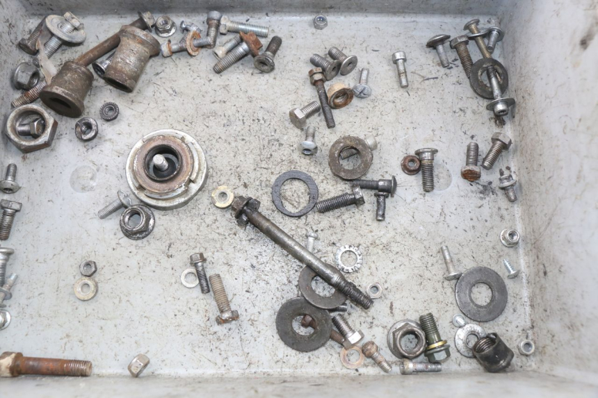 photo de WOREK ŚRUB I WKRĘTÓW CRZ DIRTBIKE 140 - Szczegół części