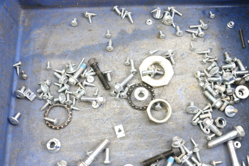 photo de WOREK ŚRUB I ŚRUBEK WAYSCRAL E-START 1 (2018 - 2022) - Szczegół części