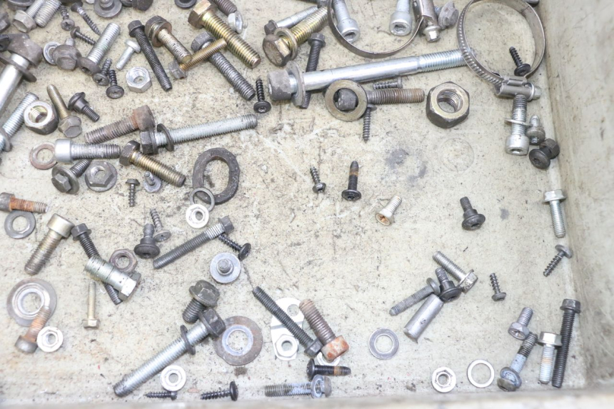 photo de WOREK ŚRUB I WKRĘTÓW PEUGEOT ELYSTAR 125 (2002 - 2007) - Szczegół części