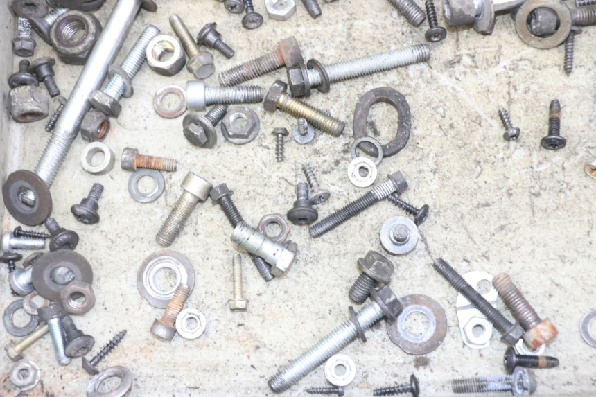 photo de WOREK ŚRUB I WKRĘTÓW PEUGEOT ELYSTAR 125 (2002 - 2007) - Inny kąt widzenia