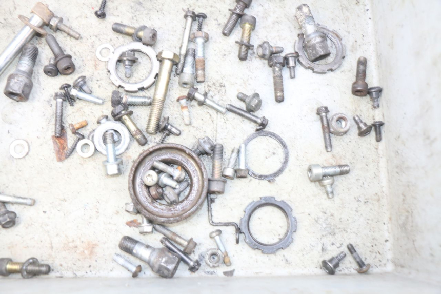 photo de WOREK Z ŚRUBAMI I WKRĘTAMI PEUGEOT ELYSTAR 50 (2002 - 2014) - Zoom stanu zużycia