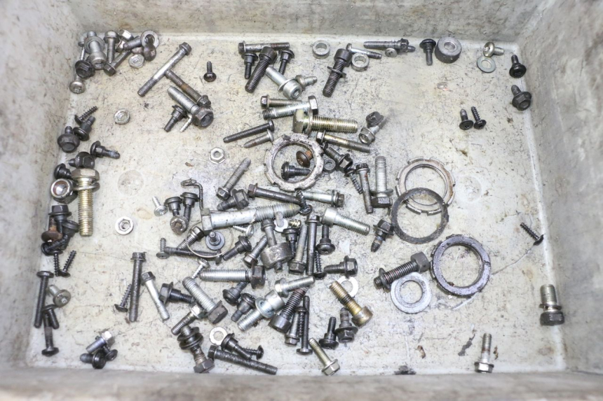 photo de WOREK Z ŚRUBAMI I WKRĘTAMI PEUGEOT ELYSTAR 50 (2002 - 2014) - Widok główny