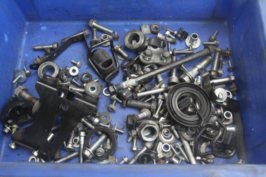 photo de WOREK Z ŚRUBAMI I ELEMENTAMI ZŁĄCZNYMI KAWASAKI ER-6 ER6 F ABS 650 (2012 - 2016) - Widok główny