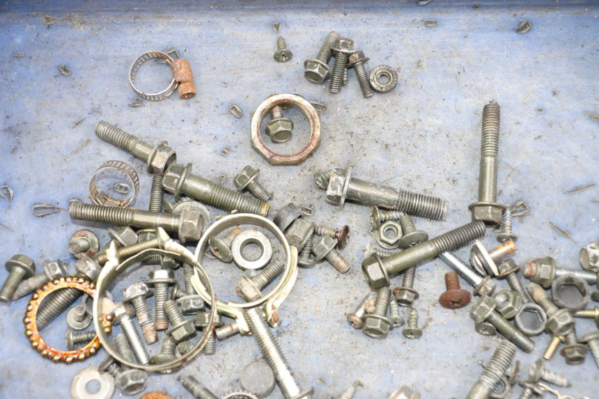 photo de WOREK ŚRUB I WKRĘTÓW EUROCKA RETRO 50 (2007 - 2014) - Zoom stanu zużycia