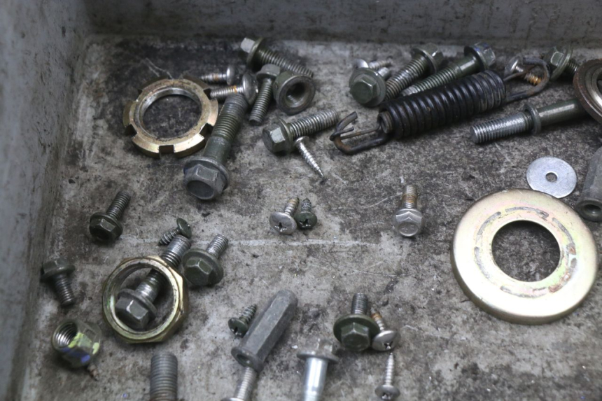 photo de WOREK ŚRUB I WKRĘTÓW JM MOTORS EVOLIS 4T 50 (2018 - 2022) - Zbliżenie techniczne