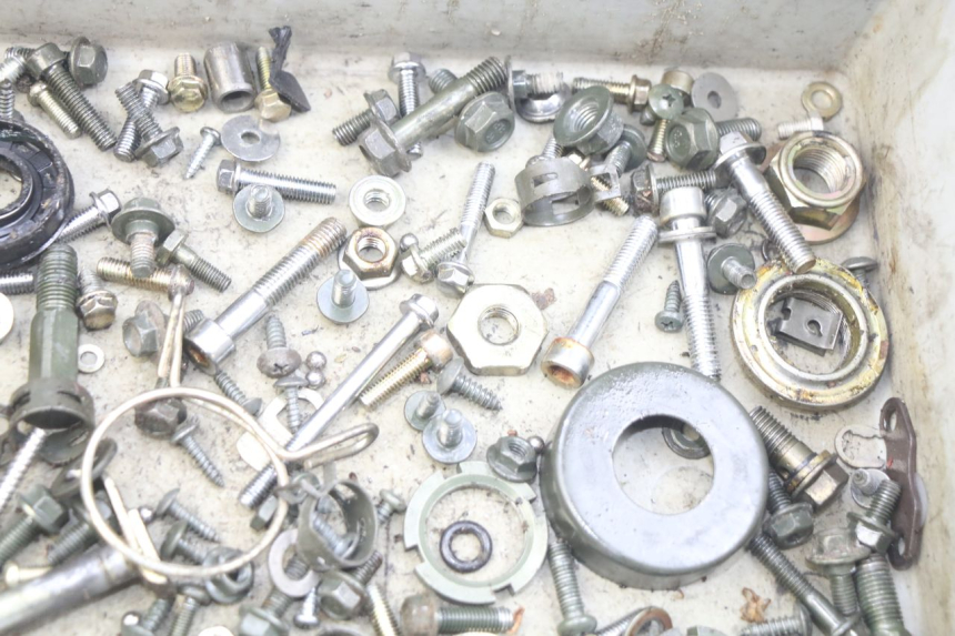 photo de WOREK ŚRUB I WKRĘTÓW KEEWAY F-ACT FACT 50 (2006 - 2011) - Inny kąt widzenia