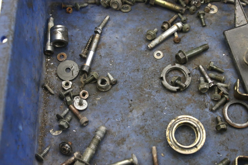 photo de WOREK ŚRUB I WKRĘTÓW KEEWAY F-ACT FACT 50 (2006 - 2011) - Zoom stanu zużycia