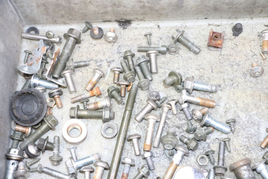 photo de WOREK ŚRUB I ŚRUBEK STAHO FH 50 (2018 - 2019) - Zbliżenie techniczne