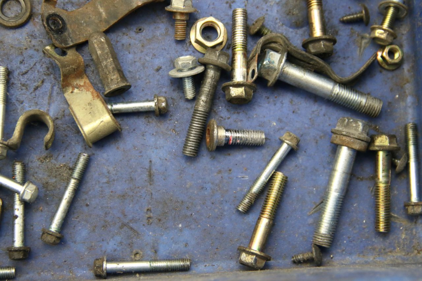 photo de WOREK ŚRUB I WKRĘTÓW SYM FIDDLE 2 125 (2010 - 2013) - Zoom stanu zużycia