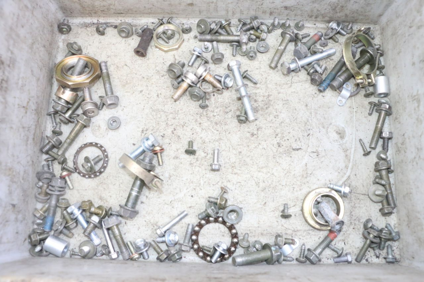 photo de WOREK ŚRUB I WKRĘTÓW SYM FIDDLE 3 III 50 (2014 - 2020) - Widok główny