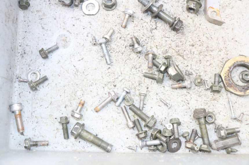 photo de WOREK ŚRUB I WKRĘTÓW EUROCKA FIFTY 50 (2013 - 2022) - Zoom stanu zużycia