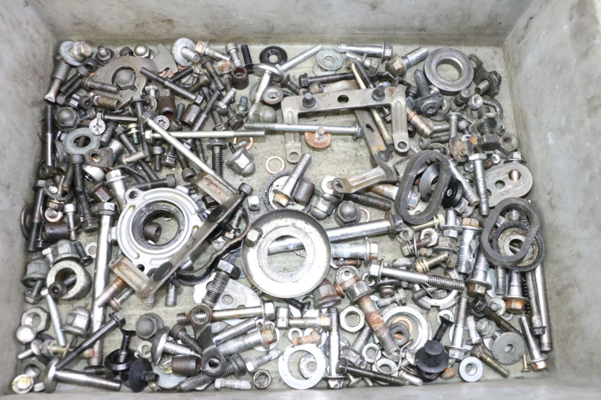 photo de WOREK ŚRUB I WKRĘTÓW YAMAHA FJ 36Y 1100 (1984 - 1985) - Widok główny