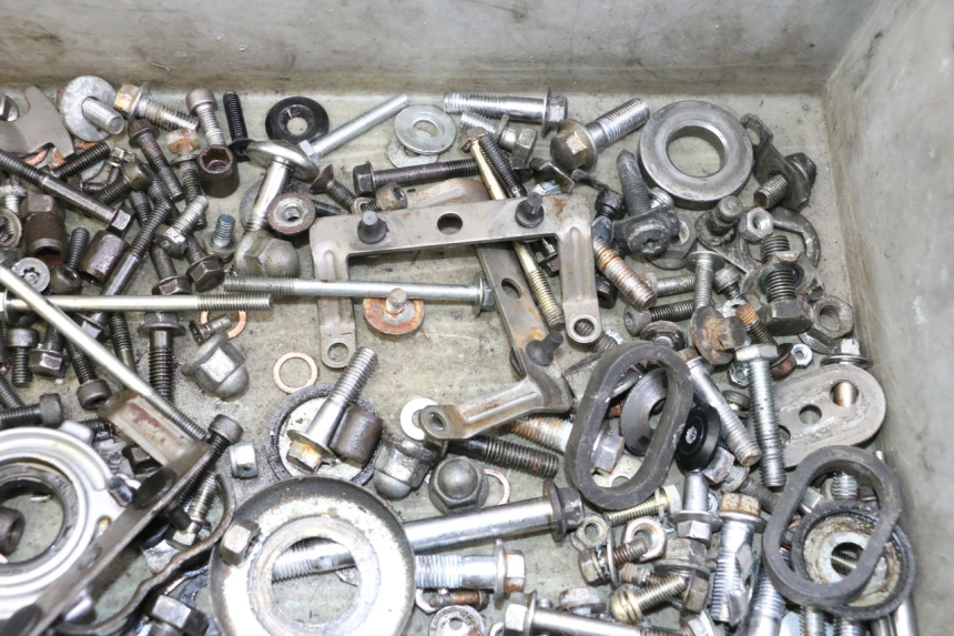 photo de WOREK ŚRUB I WKRĘTÓW YAMAHA FJ 36Y 1100 (1984 - 1985) - Widok ogólny