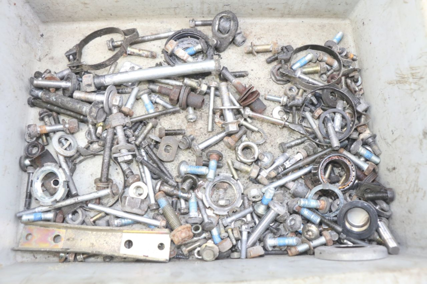 photo de WOREK ŚRUB I ŚRUBEK YAMAHA FJ 3CX 1200 (1986 - 1996) - Widok główny