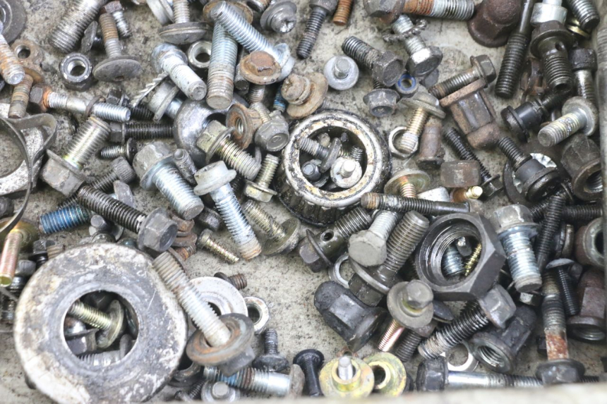 photo de WOREK ŚRUB I ŚRUBEK YAMAHA FJ 3CX 1200 (1986 - 1996) - Zoom stanu zużycia