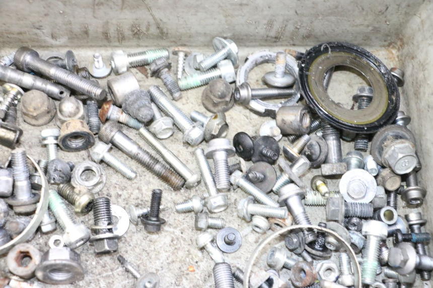 photo de WOREK ŚRUB I ŚRUBEK YAMAHA FJR ABS 1300 (2006 - 2012) - Zbliżenie techniczne