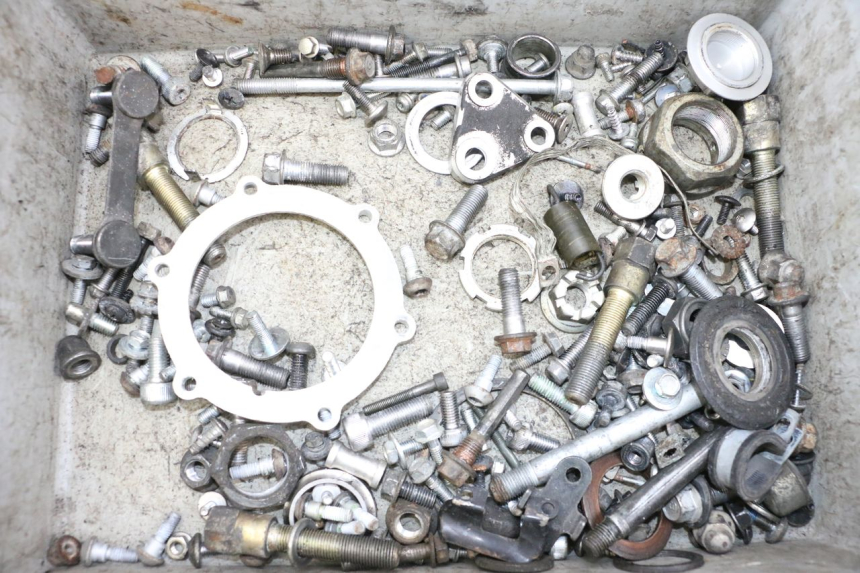 photo de WOREK ŚRUB I ŚRUBEK YAMAHA FJR ABS 1300 (2006 - 2012) - Widok główny