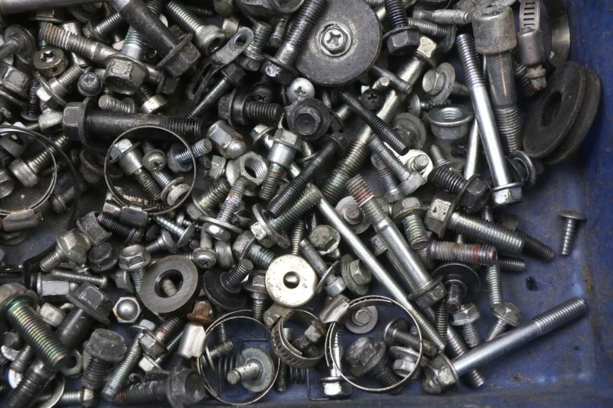 photo de WOREK ŚRUB I WKRĘTÓW HONDA FJS SILVER WING SILVERWING 400 (2005 - 2008) - Zbliżenie techniczne