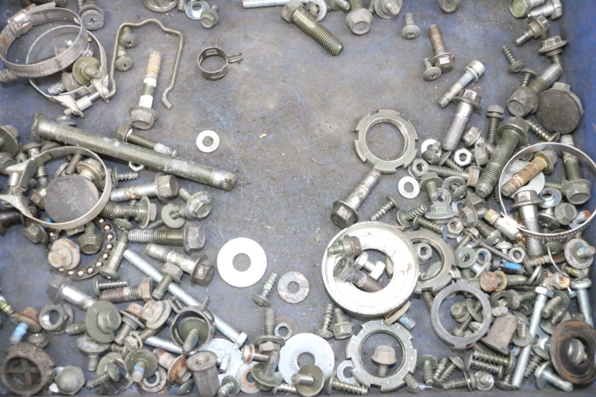 photo de WOREK ŚRUB I WKRĘTÓW MBK FLAME X 125 (2007 - 2016) - Szczegół części