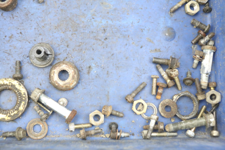 photo de WOREK ŚRUB I WKRĘTÓW MBK FLIPPER 50 (2004 - 2012) - Zoom stanu zużycia