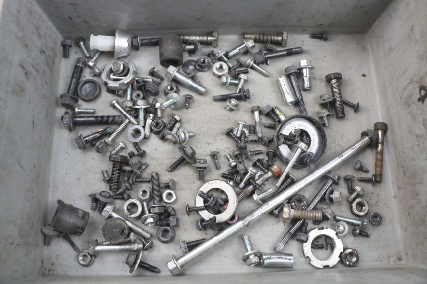 photo de WOREK ŚRUB I WKRĘTÓW MBK FLIPPER 115 (2013 - 2017) - Widok główny