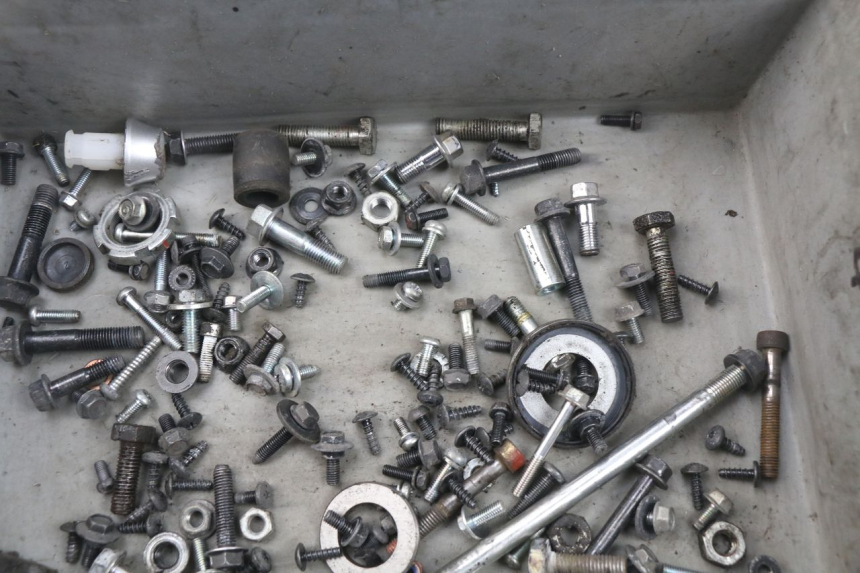 photo de WOREK ŚRUB I WKRĘTÓW MBK FLIPPER 115 (2013 - 2017) - Inny kąt widzenia