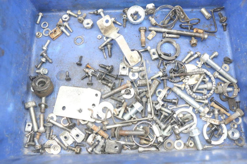 photo de WOREK ŚRUB I WKRĘTÓW PIAGGIO FLY 4T 50 (2013 - 2017) - Widok główny