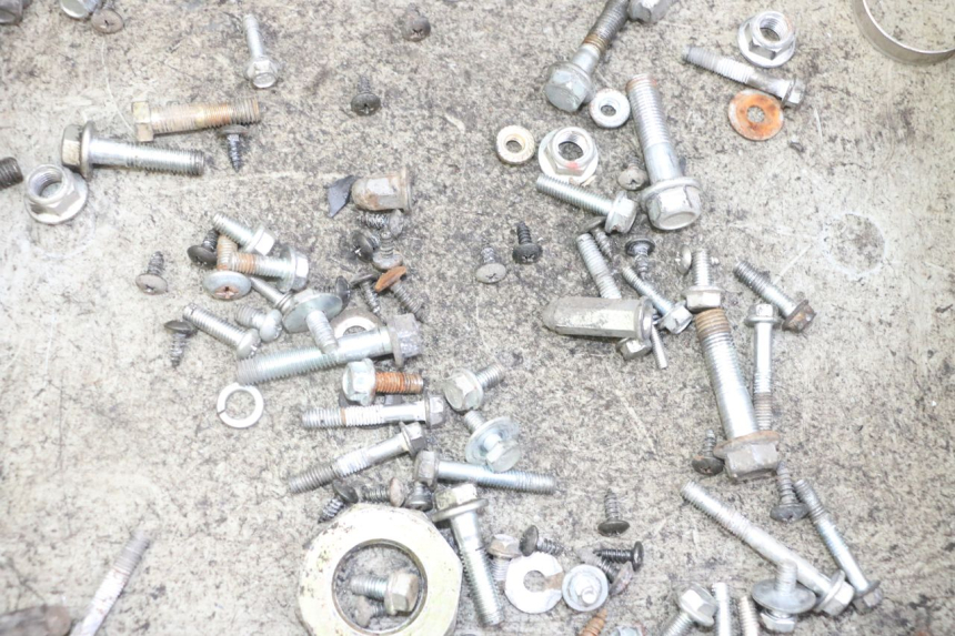 photo de WOREK ŚRUB I ŚRUBEK VENESI FLY RETRO 4T 50 (2020 - 2025) - Szczegół części