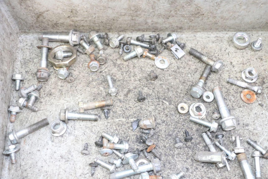 photo de WOREK ŚRUB I ŚRUBEK VENESI FLY RETRO 4T 50 (2020 - 2025) - Zoom stanu zużycia